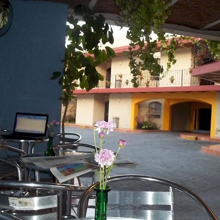 Hotel Villa Del Sol Expo Guadalajara Kültér fotó