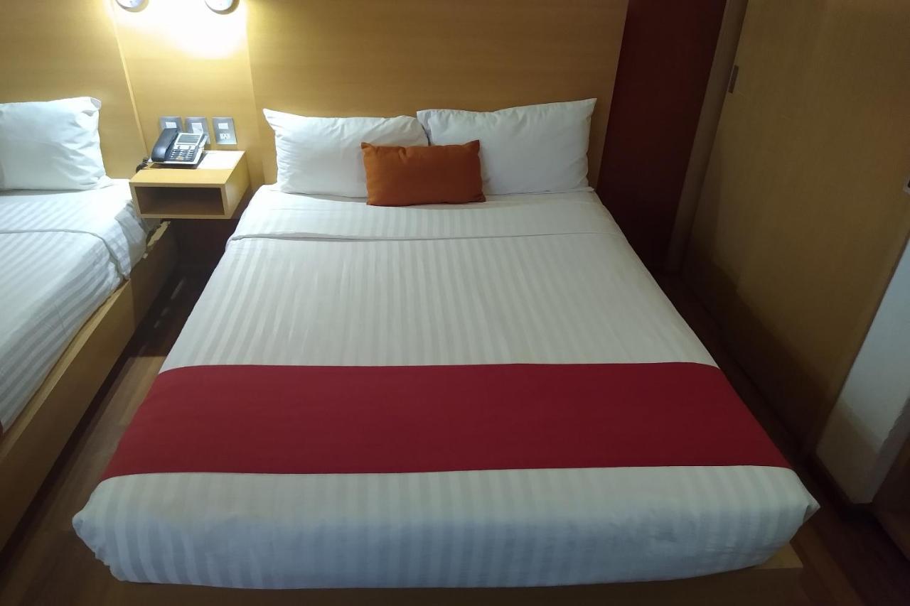 Hotel Villa Del Sol Expo Guadalajara Kültér fotó