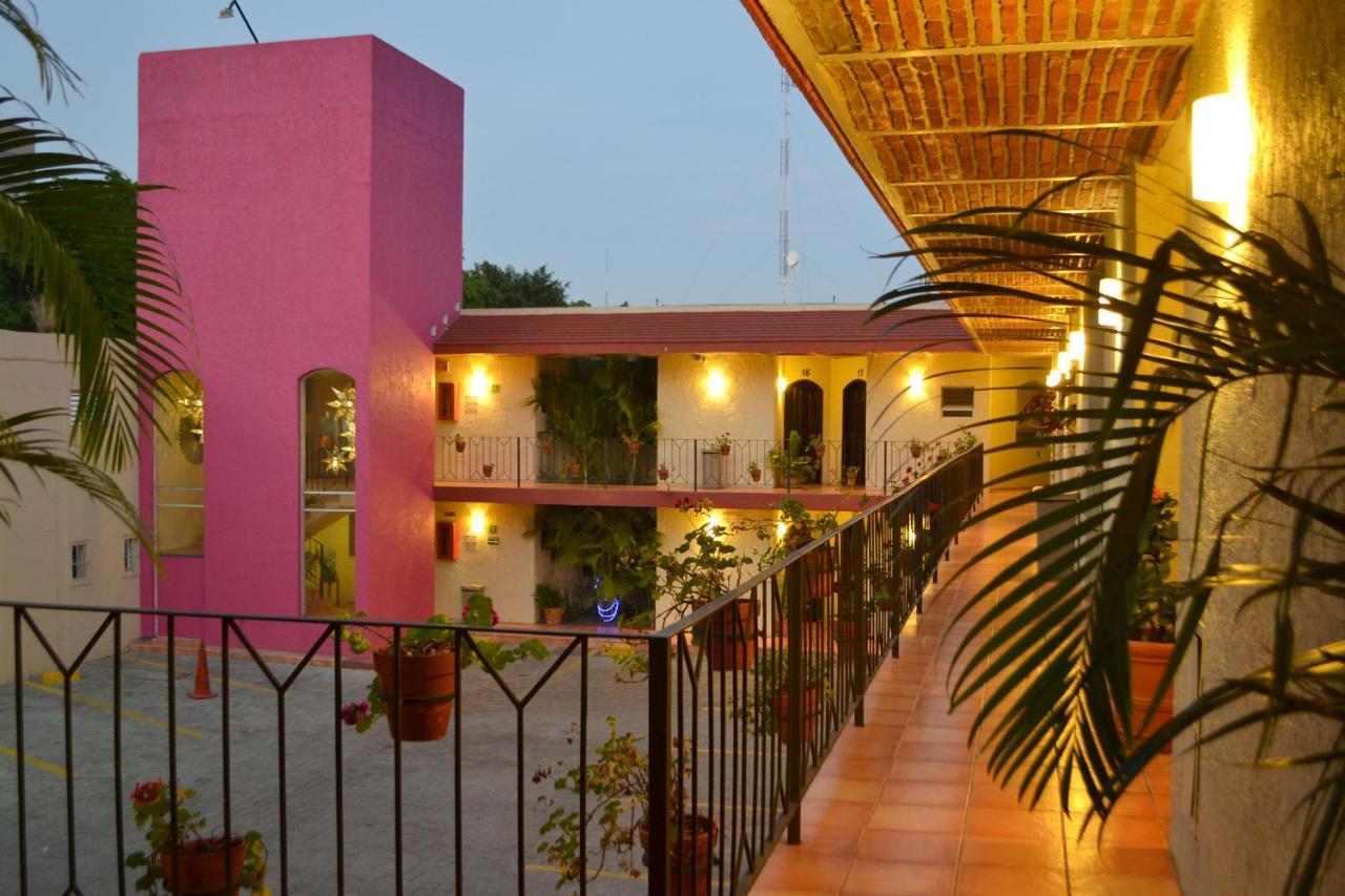 Hotel Villa Del Sol Expo Guadalajara Kültér fotó