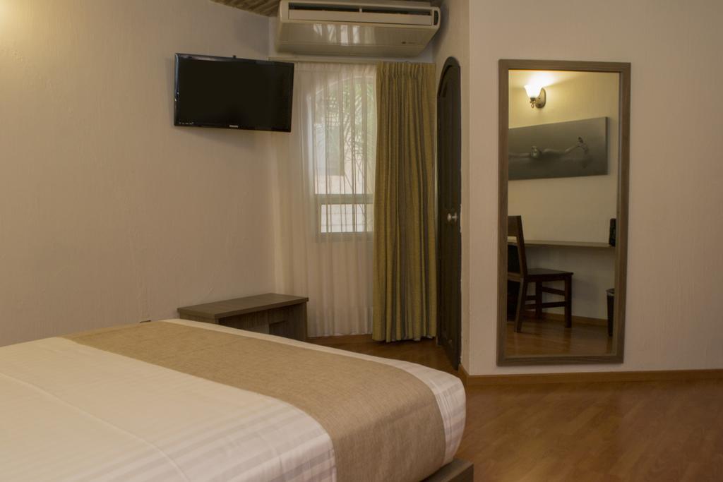 Hotel Villa Del Sol Expo Guadalajara Kültér fotó