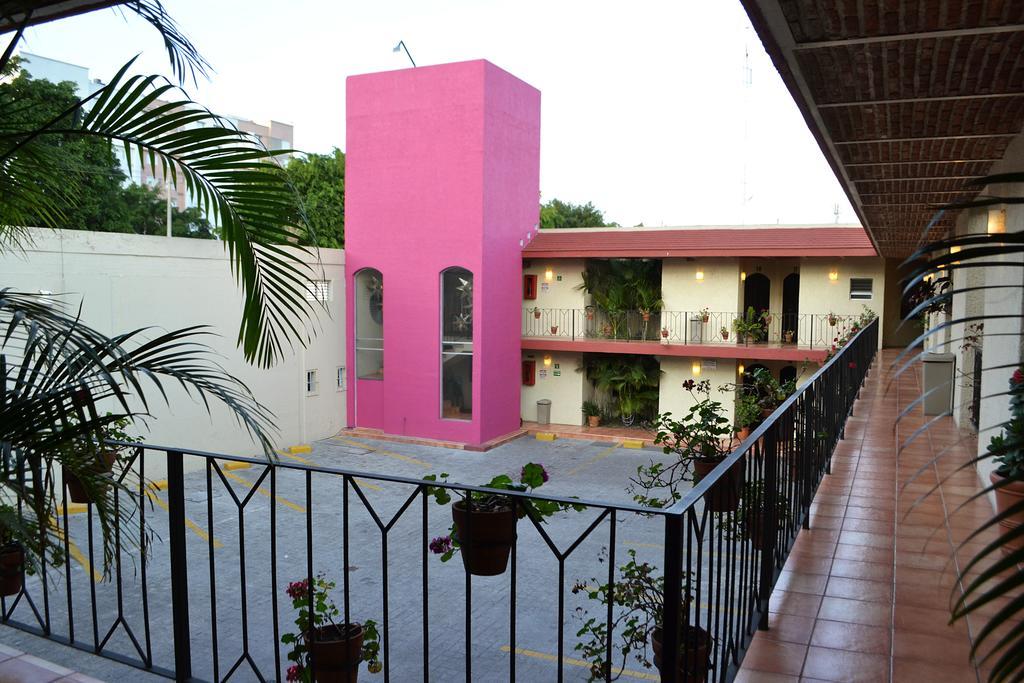 Hotel Villa Del Sol Expo Guadalajara Kültér fotó
