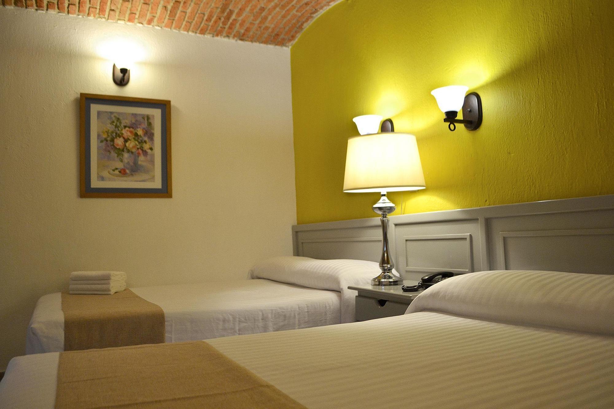 Hotel Villa Del Sol Expo Guadalajara Kültér fotó