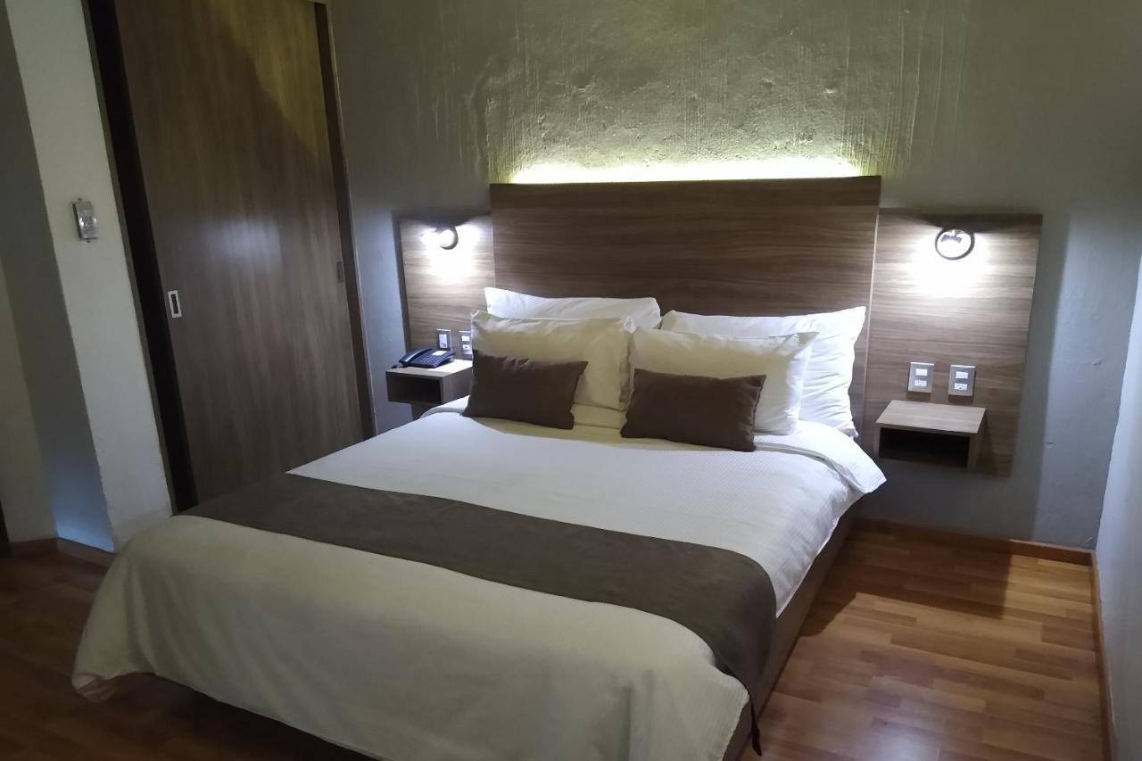 Hotel Villa Del Sol Expo Guadalajara Kültér fotó