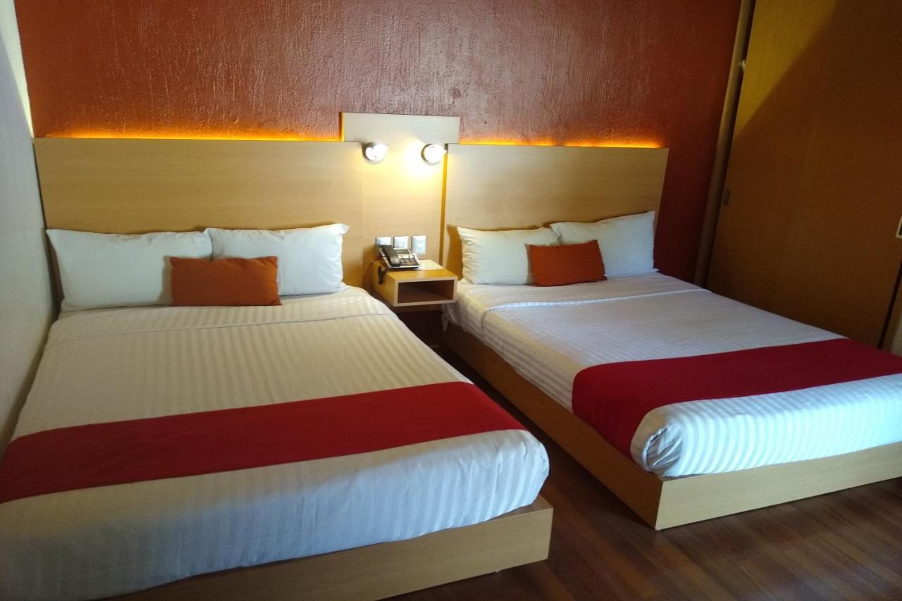 Hotel Villa Del Sol Expo Guadalajara Kültér fotó
